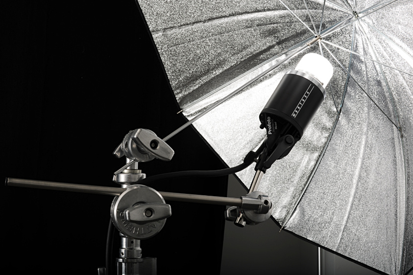 IMAGE: http://makino.fi/rico/fm/umbrella002.jpg